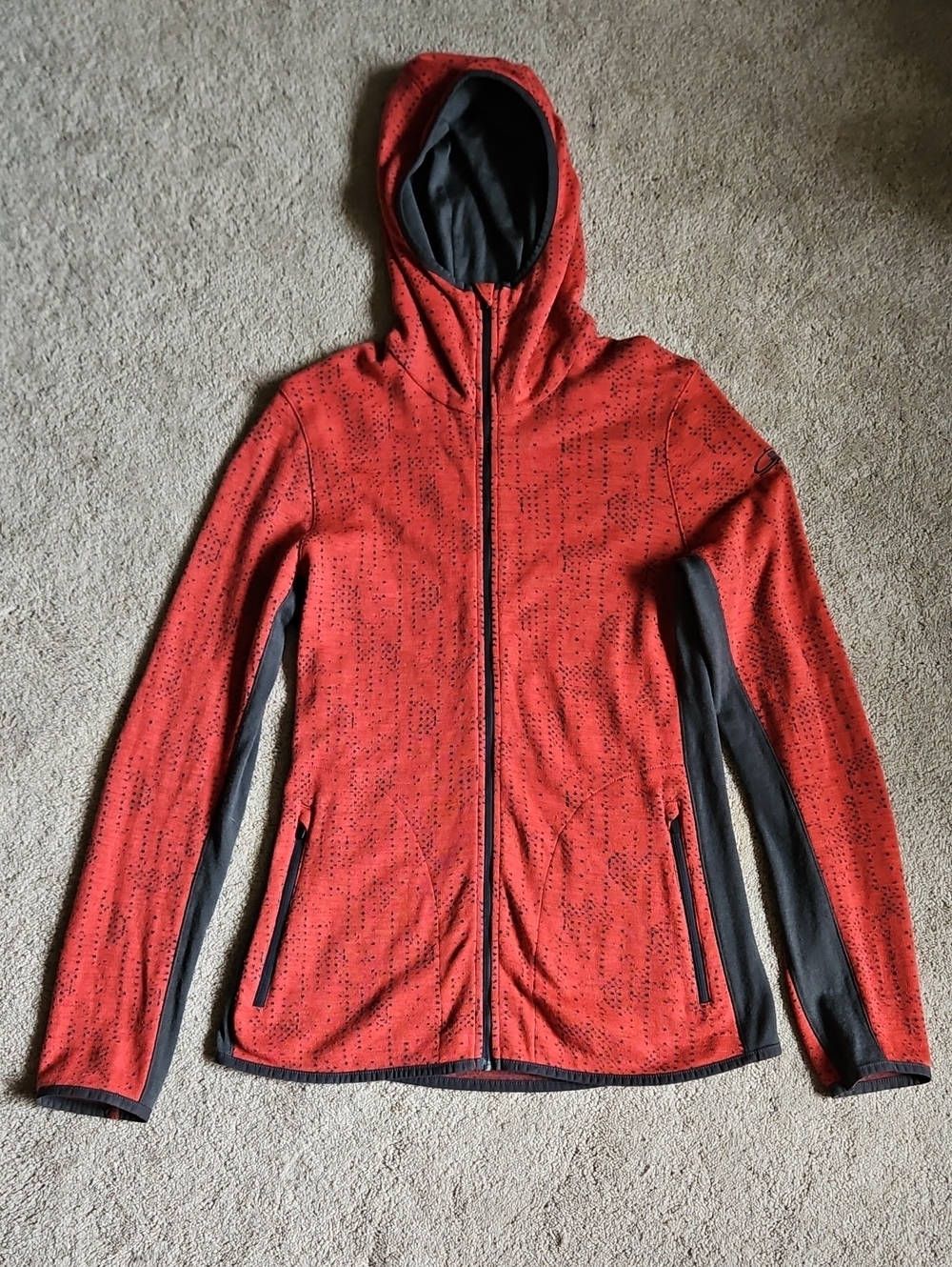 Icebreaker Merino GT Women's Red Hooded Zip Jacket with Dark Trim